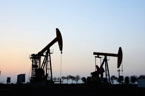 石油と天然ガスの価格は何を待っているのでしょうか？