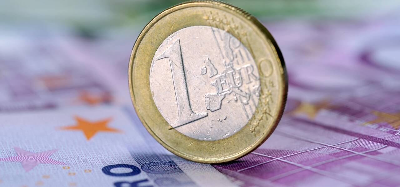 EUR/USD: bearish 'Engulfing' pattern