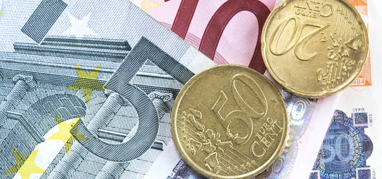 EUR/USD: bullish 'Tower' pushing price higher