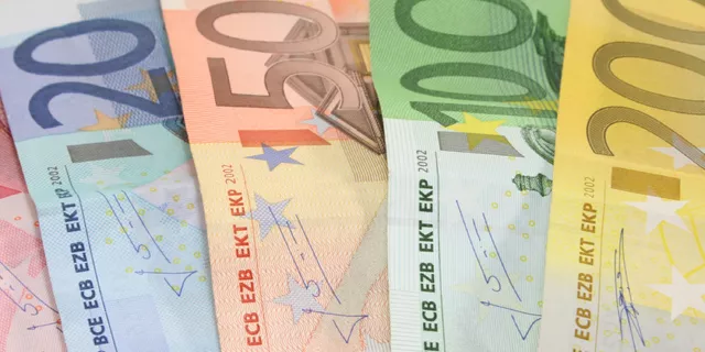 EUR/USD: bullish 'Hammer' and 'Tweezers'