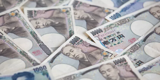 USD/JPY: upper 