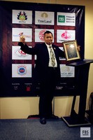 FBSの新しい賞 -- インドネシアで強く推奨されるブローカー保険会社