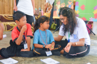 FBSとSUKA Societyは、ペニンシュラマレーシアの先住民族の子供たちの英語学習を支援しています。